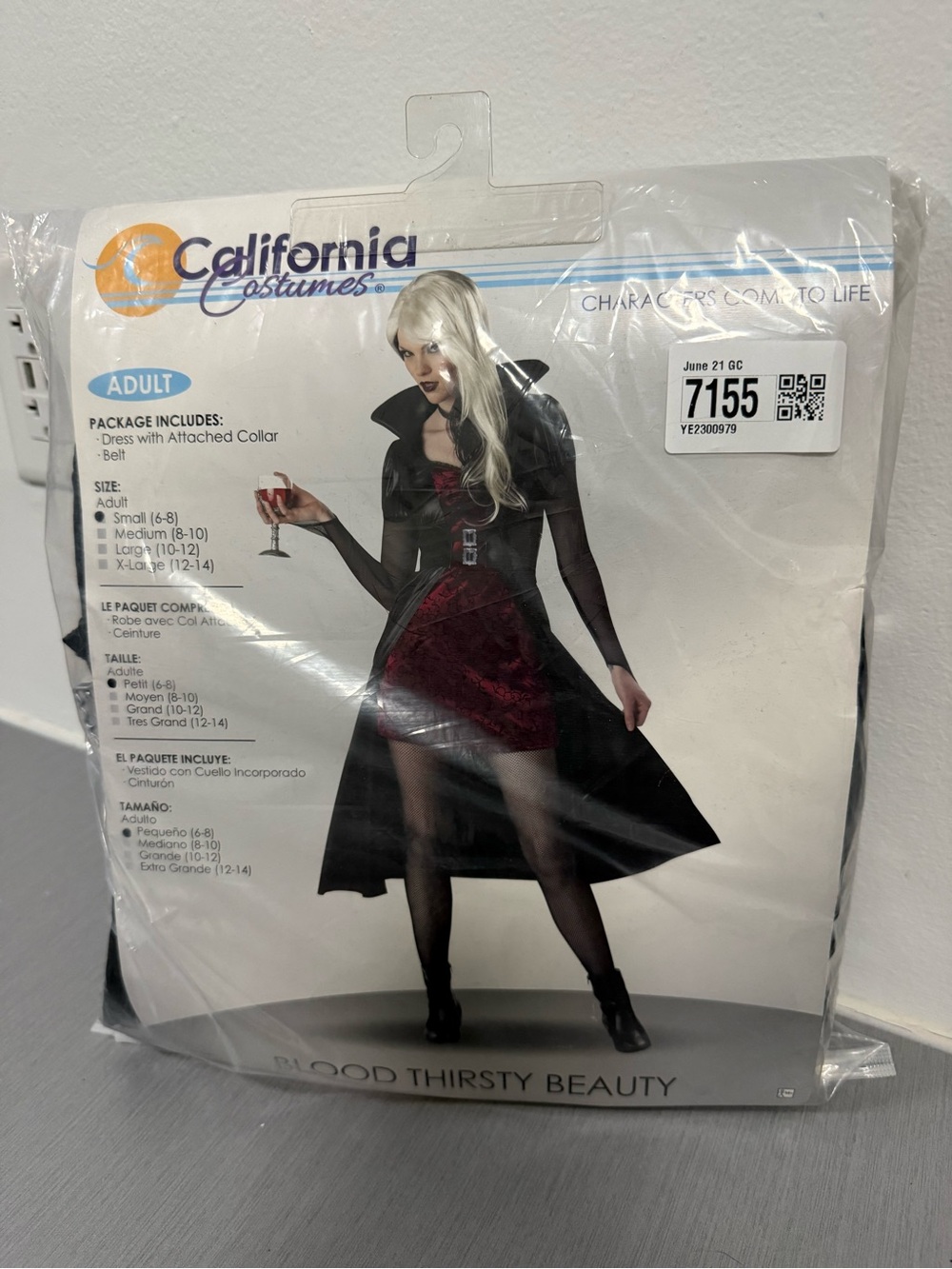 California Costumes Blood Thirsty Beauty Vampire Costume Adult Small